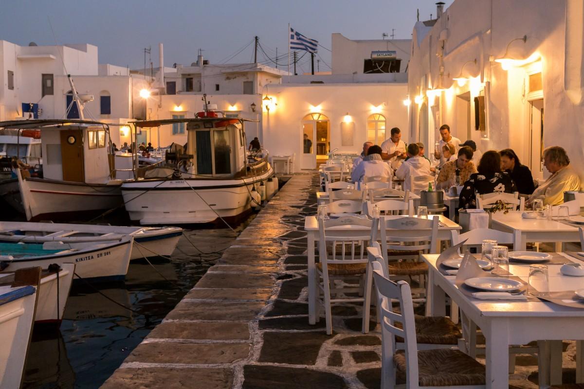 greece_dining_paros_cyclades_alfresco_2015_naoussa_kykladen-382515